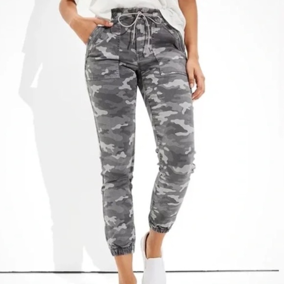 American Eagle Women 6 Gray Camo Next Level Stretch High-Waisted Jegging Jogger - Picture 1 of 12